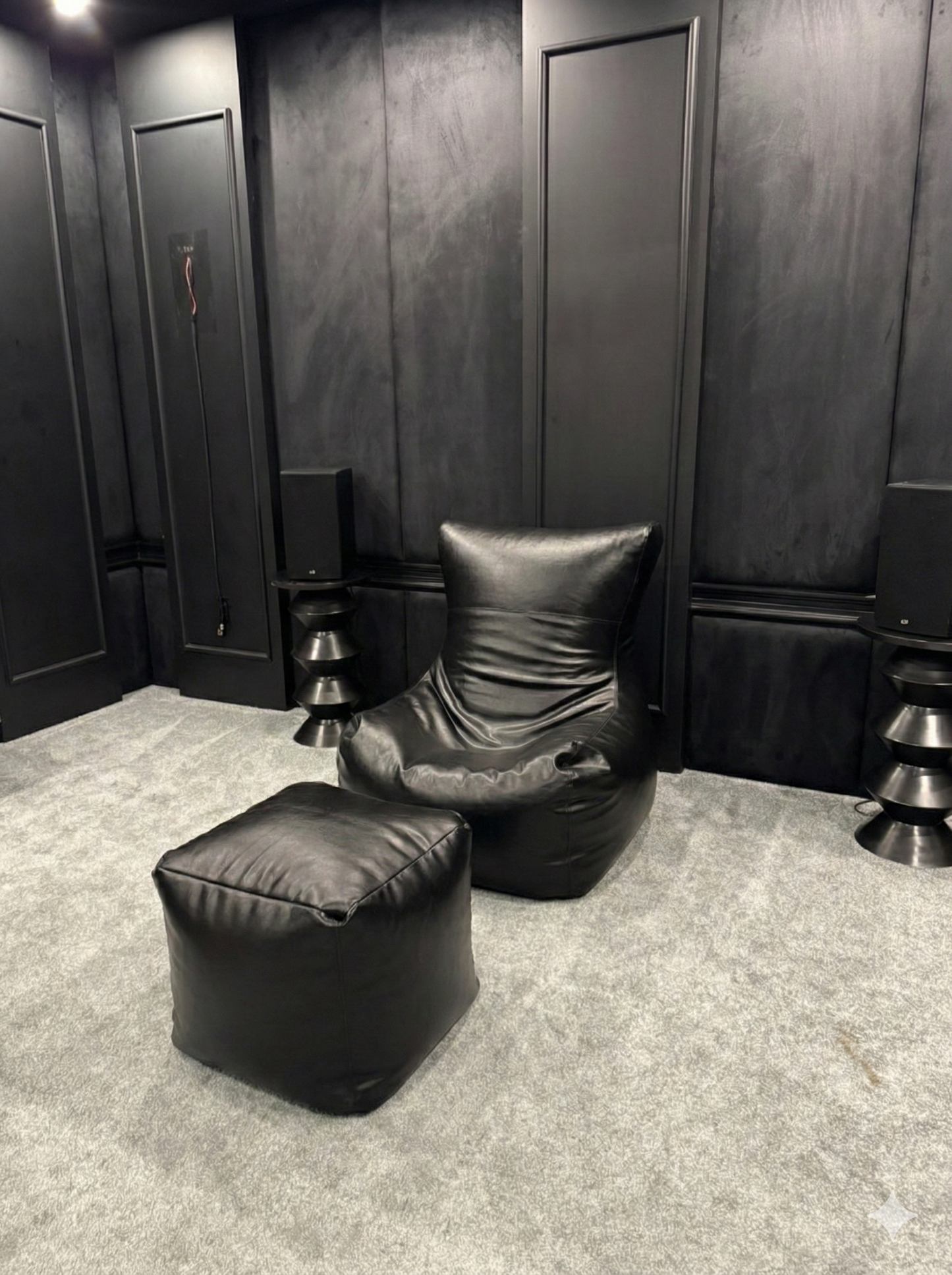 Executive bean bag (Single set of Bean bag and footrest)